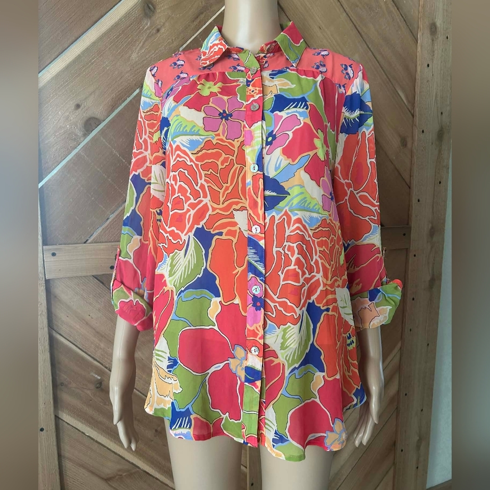 Figueroa & Flower Coral Multi Floral Button-Down Shirt - Bright Floral Print